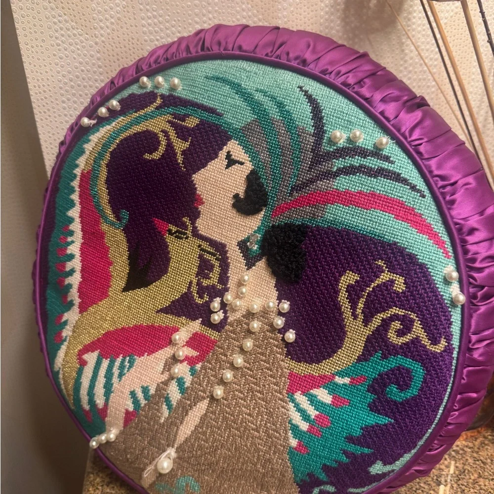 Vintage Art Deco Finished Handmade  Embroidered Round Satin Pillow‎ w/Pearls